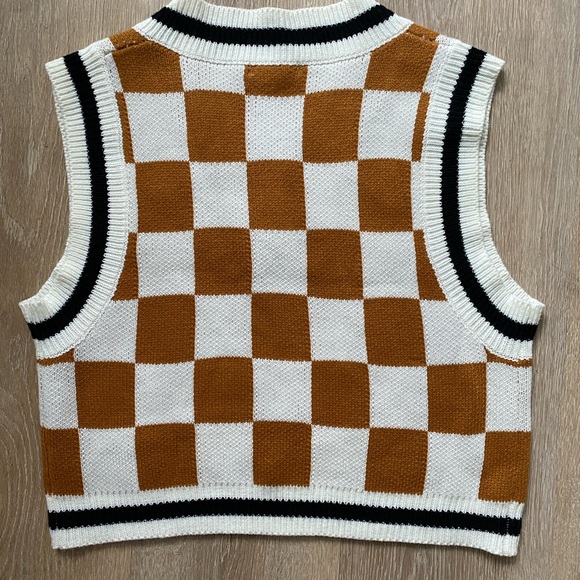 SHEIN curve 1XL sweater vest - Picture 4 of 4